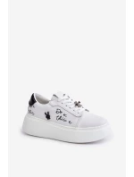 Dámské Kožené Tenisky Na Platformě S Připínacím Prvkem A Nápisem 89102 Bílé