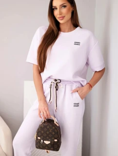 Dámský komplet viskózový máslový s krátkým rukávem a kalhotami s ohrnutím nohavice světle fialový