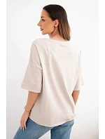 Dámská bavlněná oversize halenka s krátkým rukávem a módním potiskem béžová Dámská bavlněná oversize halenka s krátkým rukávem a módním potiskem béžová