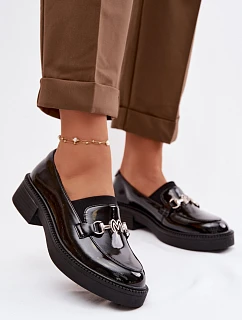 Kožené lakované mokasiny dámské s ozdobným detailem Vinceza 39985 černé