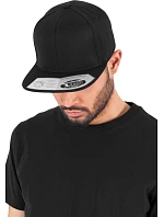 Flexfit 110 6 panelová kšiltovka "Fitted Snapback" 55.0110 black Flexfit 110 6 panelová kšiltovka "Fitted Snapback" 55.0110 black