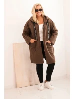Dámský kabát Plus Size z umělého beránka s kapucí a kapsami hnědý