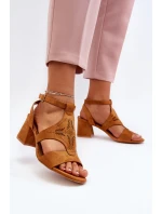 Sandály na nízkém podpatku Camel Eleriva