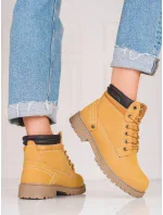 Luxusní dámské hnědé kotníčkové boty na plochém podpatku Luxusní dámské hnědé kotníčkové boty na plochém podpatku