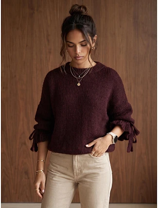 Dámský oversize svetr v barvě bordó od FashionStreet MY2569 Dámský oversize svetr v barvě bordó od FashionStreet MY2569
