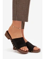 Dámské pantofle na ploché podrážce se zlatými nýty Černé Girella