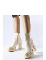 Boty na podpatku model 204728 Solea Boty na podpatku model 204728 Solea