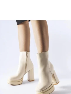Boty na podpatku model 204728 Solea