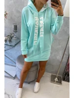 Oversize mátové šaty s kapucí Oversize mátové šaty s kapucí