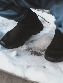 Dětské sportovní boty ze šňůrek Zaelin černé