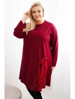 Dámská plus size šaty s ozdobnou vsadkou z flitrů bordová