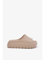 Dámské pěnové pantofle na platformě – béžové