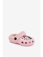 Dětské pěnové pantofle zateplené kožíškem s ozdobnými připínkami – růžové