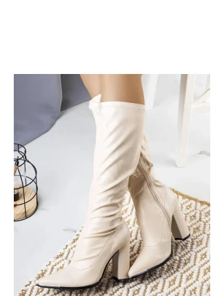 Kozačky na podpatku  model 204775 Solea