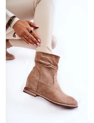 Módní Semišové Boty Na Skrytém Klínu Béžove Finney