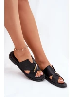 Dámské Pantofle Na Plochém Podpatku S Ozdobným Detalem Vinceza 17385 Černé Dámské Pantofle Na Plochém Podpatku S Ozdobným Detalem Vinceza 17385 Černé