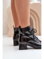 Kožené Lakované Botky Na Bloku Zateplené D&A JC42-53 Černé