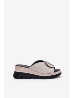 Dámské Kožené Sandály S Ozdobou Béžové S.Barski LR51-662