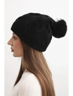 Dámská zimní čepice z vlny s hrubým copánkovým vzorem K458 černá
