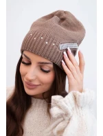Dámská zimní vlněná čepice s ozdobným páskem z kubických zirkonů K402 mocca