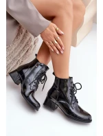 Kožené lakované kotníkové boty na podpatku zateplené D&A JC42-53 černé