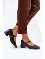 Dámské lodičky na sloupek podpatku 77-554 Černá - C.M Paris Dámské lodičky na sloupek podpatku 77-554 Černá - C.M Paris