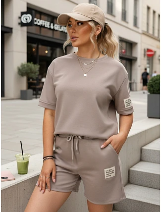 Dámská viskózová souprava s motýlem a šortkami v barvě moka FashionStreet AY1193