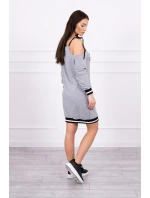 Šedé šaty Tres Chic