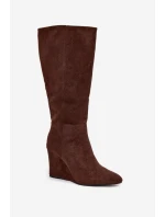 Zateplené dámské kozačky na klínu čokoládové Rosina