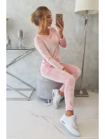 Velurová souprava se záhybem na zadní straně pudrově růžová Velurová souprava se záhybem na zadní straně pudrově růžová