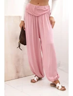 Dámské viskózové kalhoty s širokými nohavicemi a volánky tmavě růžová