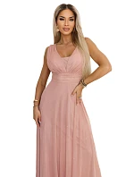 637-7 Dlouhé maxi šaty s brokátovým akcentem a hlubokým výstřihem - pudrově růžové