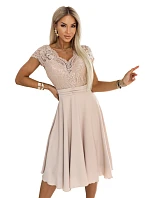 381-7 LINDA šifonové éterické šaty s krajkovým výstřihem - béžové