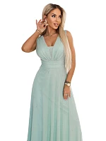 637-5 Dlouhé maxi šaty s brokátovým akcentem a hlubokým výstřihem - pistáciová barva