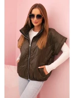 Dámská prošívaná vesta 5684 Khaki tmavě zelená - K-Fashion Dámská prošívaná vesta 5684 Khaki tmavě zelená - K-Fashion