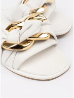 Trendy bílé dámské nazouváky bez podpatku Trendy bílé dámské nazouváky bez podpatku