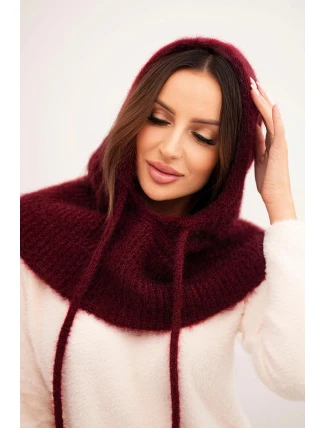 Dámská čepice s kapucí, šněrováním a copánkovým vzorem bordová Dámská čepice s kapucí, šněrováním a copánkovým vzorem bordová