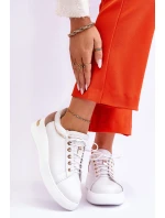 Dámská kožená sportovní obuv na platformě bíle Caressa