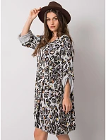 Šaty DHJ SK 21464.99 světle šedé Šaty DHJ SK 21464.99 světle šedé