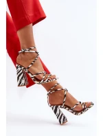 Moderní sandály na podpatku černo-bílé Josette