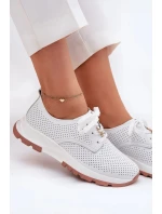 Dámské kožené polobotky s připínacím doplňkem Artiker – bílé