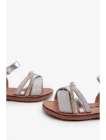 Lesklé dětské stříbrné sandály na suchý zip Delphina Lesklé dětské stříbrné sandály na suchý zip Delphina