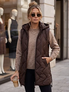 Dlouhá dámská prošívaná vesta s kapucí, čokoládová, FashionStreet TY6014