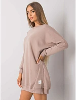 Šaty RV SK 7216.95, tmavě béžové Šaty RV SK 7216.95, tmavě béžové