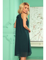 ALIZEE - Dámské šifonové šaty v lahvově zelené barvě s vázáním 350-4