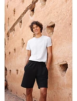 Fruit of the Loom Iconic 250 Shorts Teplákové kraťasy 16.4066 black Fruit of the Loom Iconic 250 Shorts Teplákové kraťasy 16.4066 black