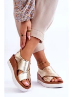 kožené sandály na klínu Zlaté Morgan