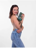Dámská peněženka Vuch Nightie Nicci Flowers Green Dámská peněženka Vuch Nightie Nicci Flowers Green