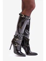 Lakované kozačky na jehlovém podpatku s přezkami černé Emiraethe