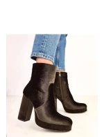 Boty na podpatku  model 220583 Solea